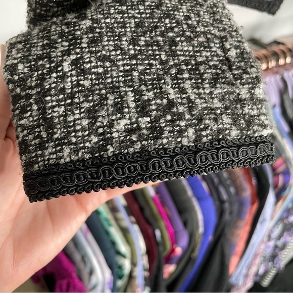 GUESS Los Angeles Black & Gray Boucle Tweed Blazer - Picture 10 of 11